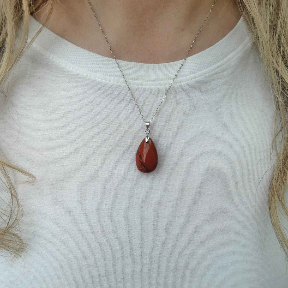 Natural Red Jasper Crystal Necklace – Peaceful Sense
